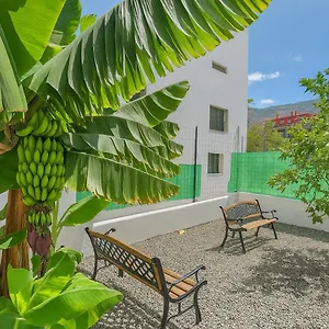 https://casa-tina.tenerifehoteles.net
